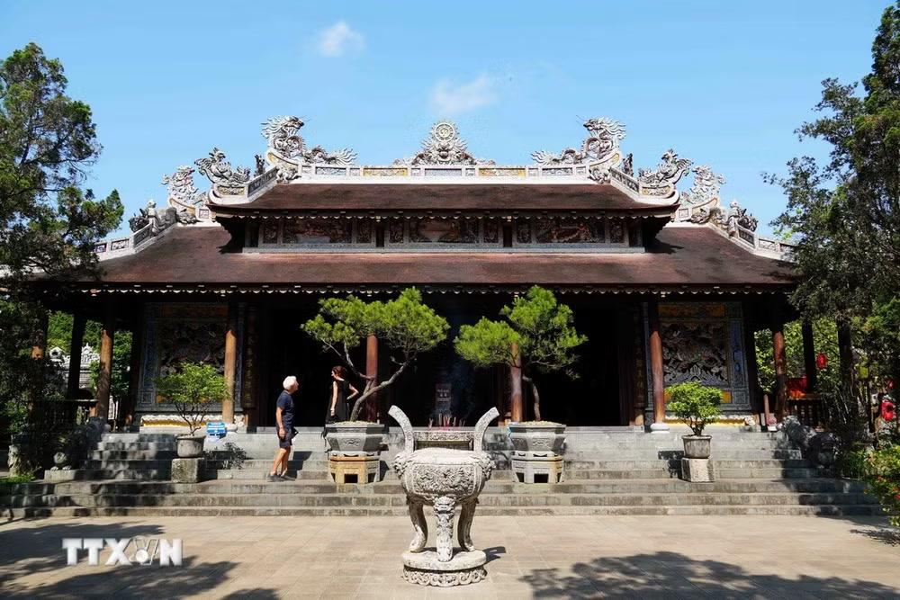Chánh Điện của chùa Từ Hiếu, phường Thủy Xuân, thành phố Huế. (Ảnh: Nguyên Lý/TTXVN)