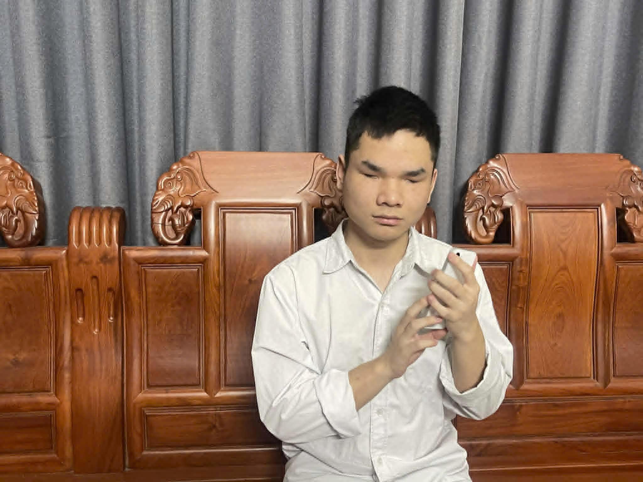  Zalo nâng cao năng lực tiếp cận công nghệ cho đa dạng nhóm người dùng tại Việt Nam, bao gồm cả nhóm người khuyết tật hay yếu thế. 