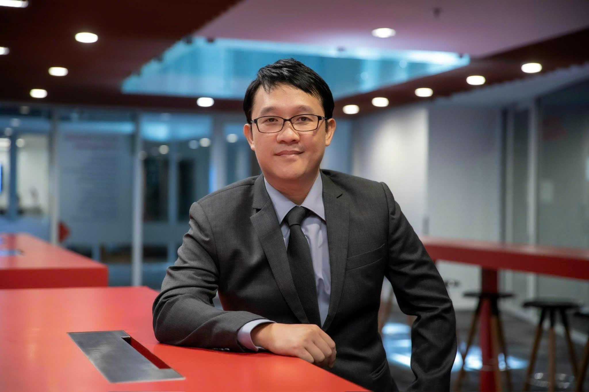  PGS.TS Phạm Công Hiệp - Phó trưởng khoa Kinh doanh, Nghiên cứu và Sáng tạo, Trường đại học RMIT Vietnam. 