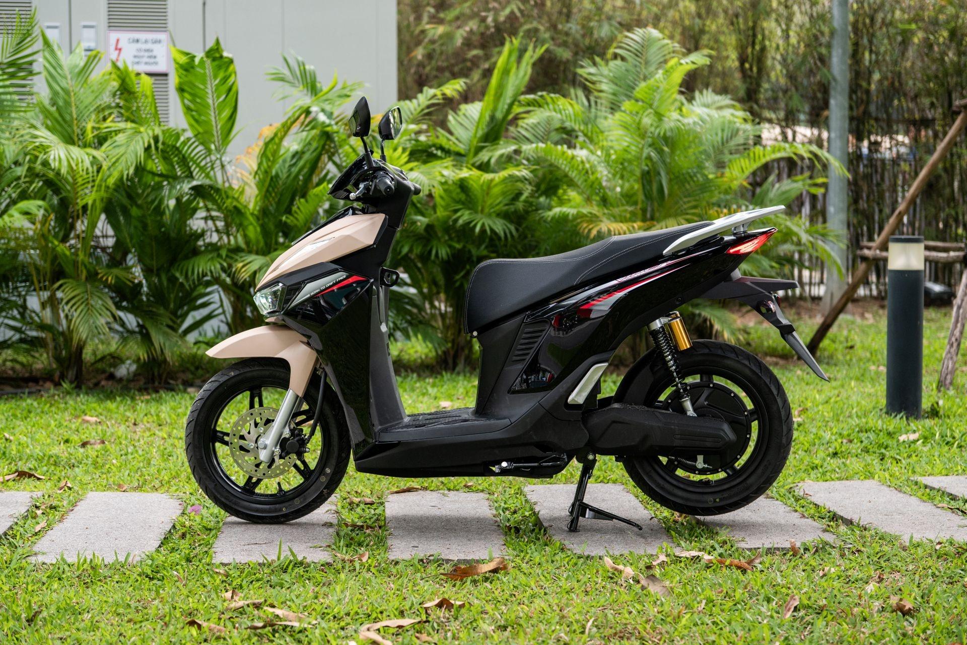  VinFast Viper có khả năng chinh phục những cung đường xấu. 