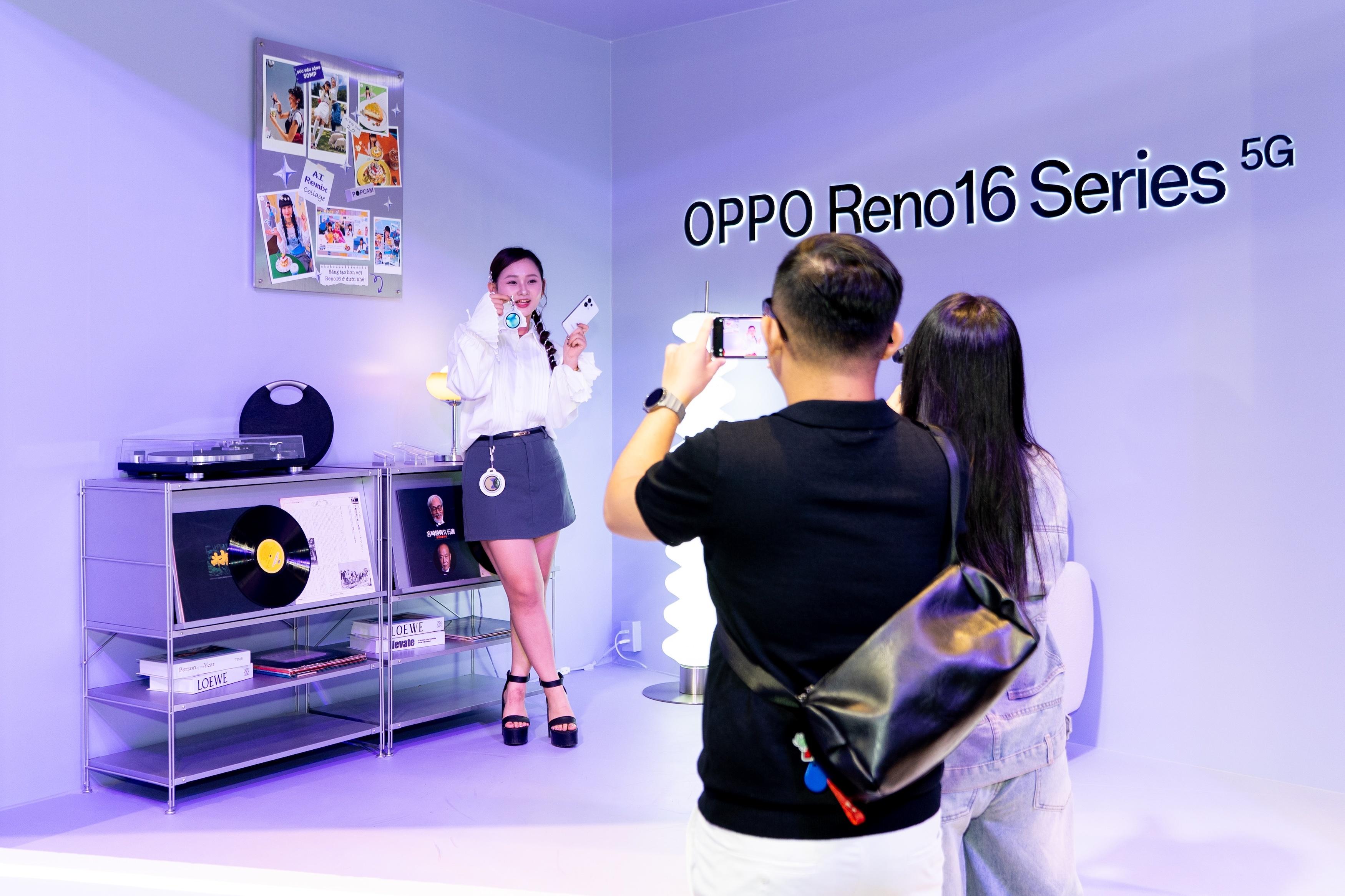 Tại đây, Oppo bố trí các booth check-in thời thượng, giúp người dùng dễ dàng khám phá tính năng mới trên hệ thống camera của Reno16 series 5G. Dải sản phẩm Reno16 5G, Reno16 F 5G và Reno16 Pro 5G đều được trang bị camera chính độ phân giải cao tích hợp chống rung OIS, camera chân dung tele 3.5x 50 MP (tương đương tiêu cự vàng 85 mm) và camera góc siêu rộng 100 độ 50 MP. Đặc biệt hơn cả là tính năng Pop Cam với 9 bộ lọc màu đa dạng từ chất ảnh mờ ảo Y2K, tông retro của phim chụp lấy liền đến hiệu ứng hở sáng chụp cùng flash AI 3.0. Kết hợp Ghép ảnh sáng tạo AI và AI Popout 2.0, chiếc smartphone biến thành “studio sáng tạo AI”, bắt trọn làn sóng hoài niệm và cơn sốt chụp ảnh digital cam của người trẻ.