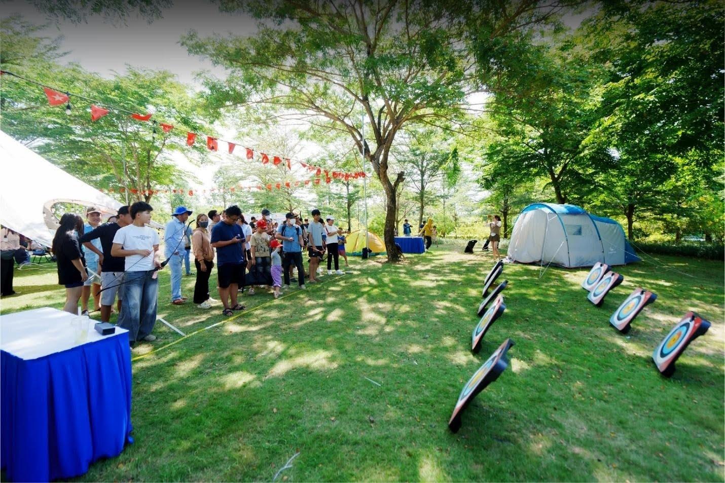 Waterpoint sở hữu cảnh quan xanh rộng lớn, không khí trong lành và hệ tiện ích phù hợp hoạt động ngoài trời.