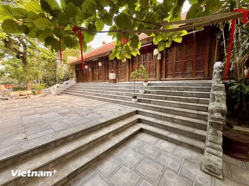 Chùa Khai Nguyên với khuôn viên hài hòa mang nét truyền thống đặc trưng. (Ảnh: Thái Hà/Vietnam+)