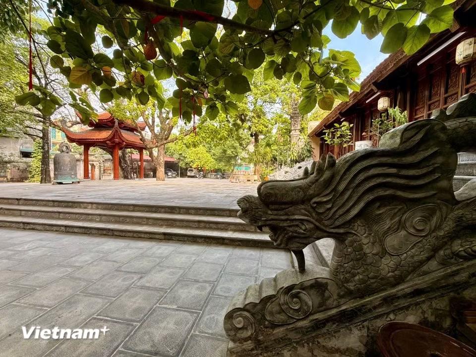 Chùa Khai Nguyên với khuôn viên hài hòa mang nét truyền thống đặc trưng. (Ảnh: Thái Hà/Vietnam+)
