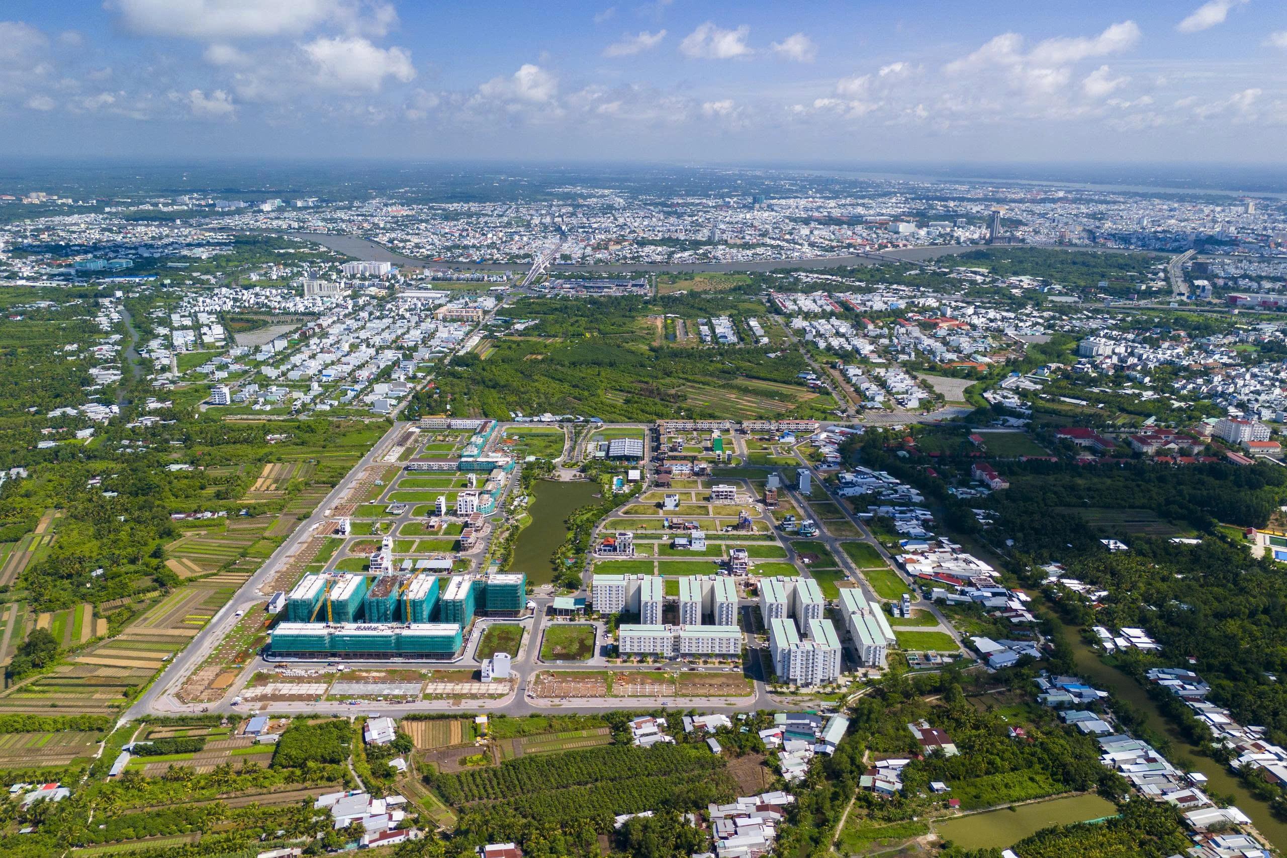  Nam Long II Central Lake tiếp giáp trục đại lộ lớn và nằm gần trung tâm hành chính nam Cần Thơ. 