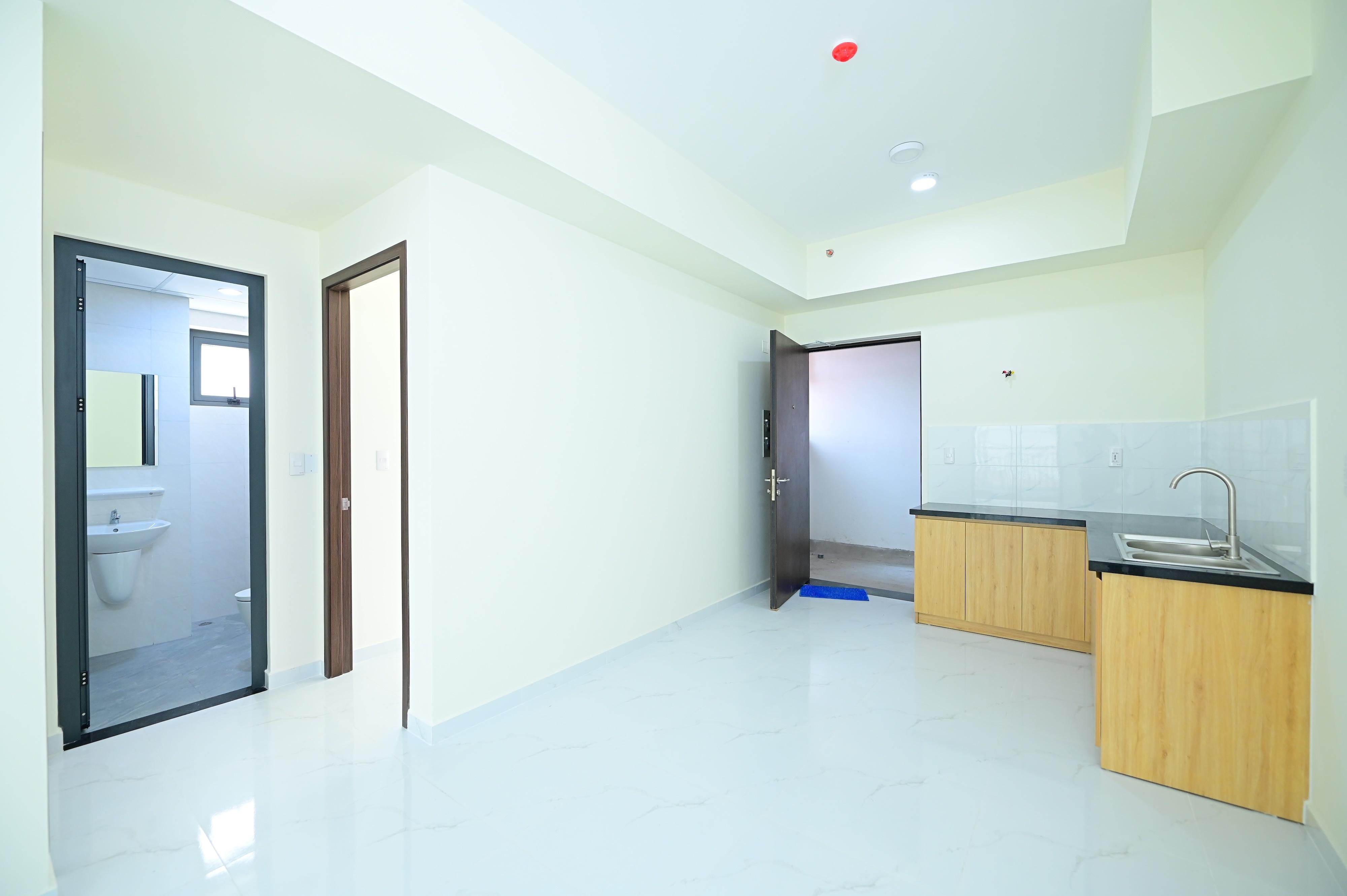  Căn hộ mẫu NOXH LA Home được hoàn thiện chỉn chu, thể hiện rõ tiêu chuẩn bàn giao và không gian sống tiện nghi dành cho cư dân.