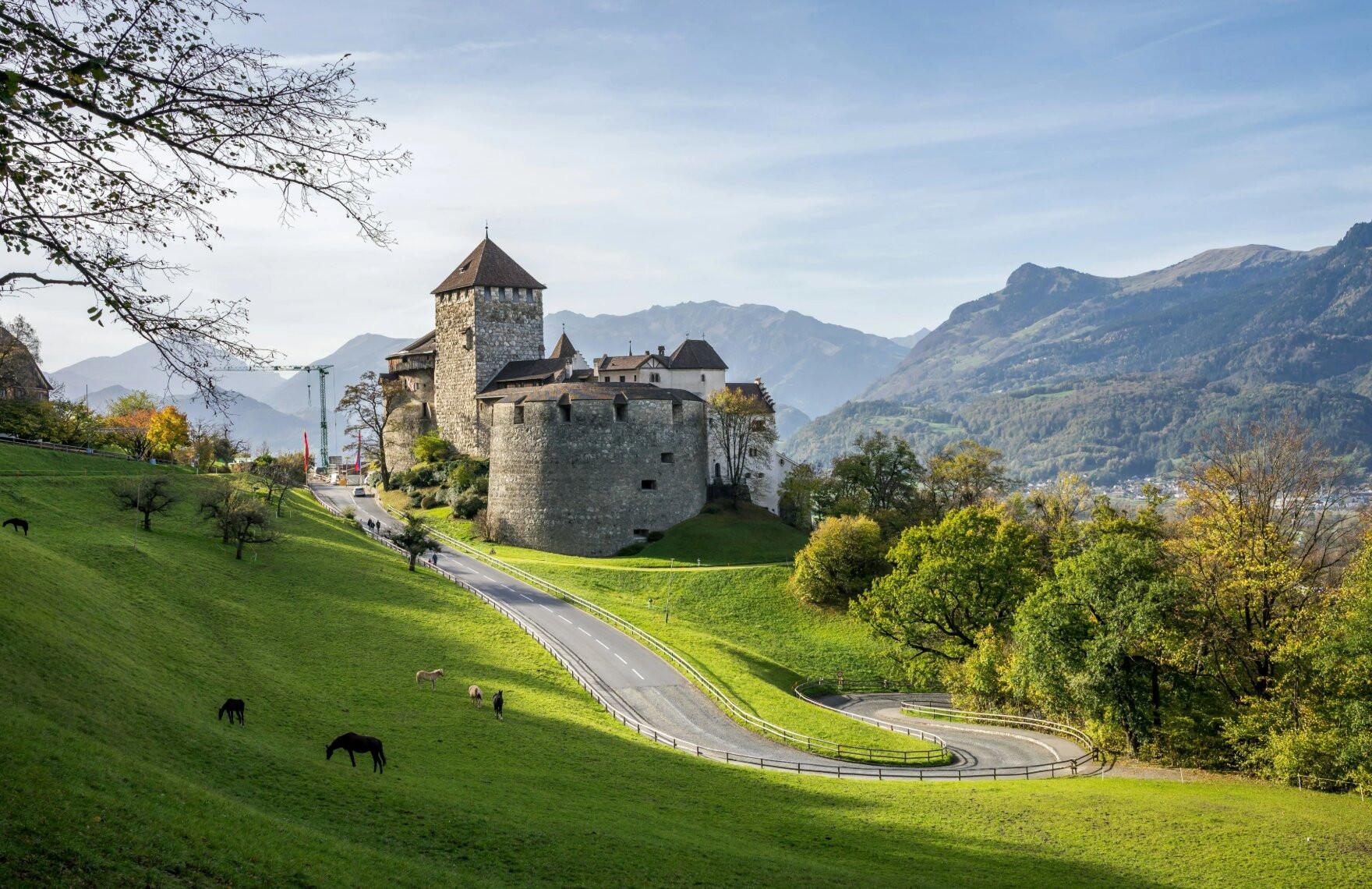 Khung cảnh yên bình ở Liechtenstein. Ảnh: Unsplash