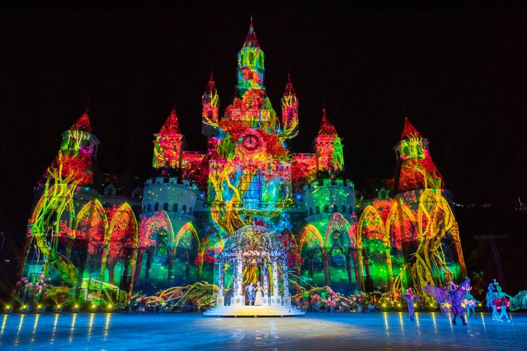 Tata Show thiết lập chuẩn mực mới cho ngành giải trí, du lịch tại Việt Nam vào thời điểm ra mắt. 