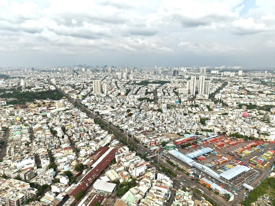 Hạ tầng giao thông kết nối hoàn thiện đang nâng bước khu tây TP.HCM thành tâm điểm nhu cầu thực.