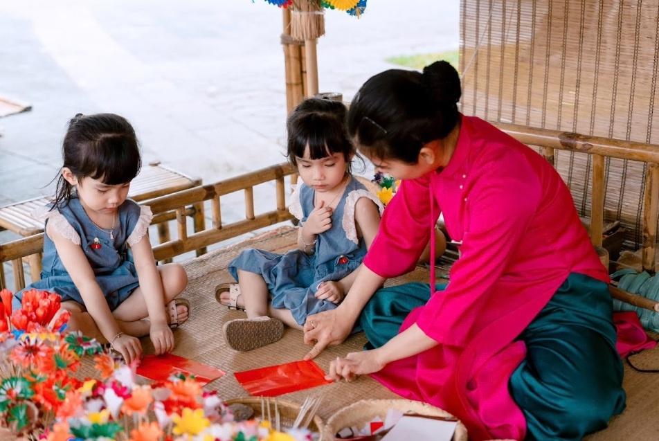 VinWonders Nam Hội An mang đến những trải nghiệm văn hóa Việt gần gũi và sinh động cho cả gia đình.