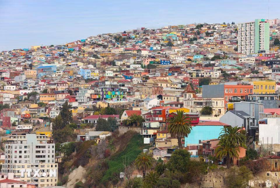 Quang cảnh thành phố Valparaiso, Chile. (Ảnh: THX/TTXVN phát)