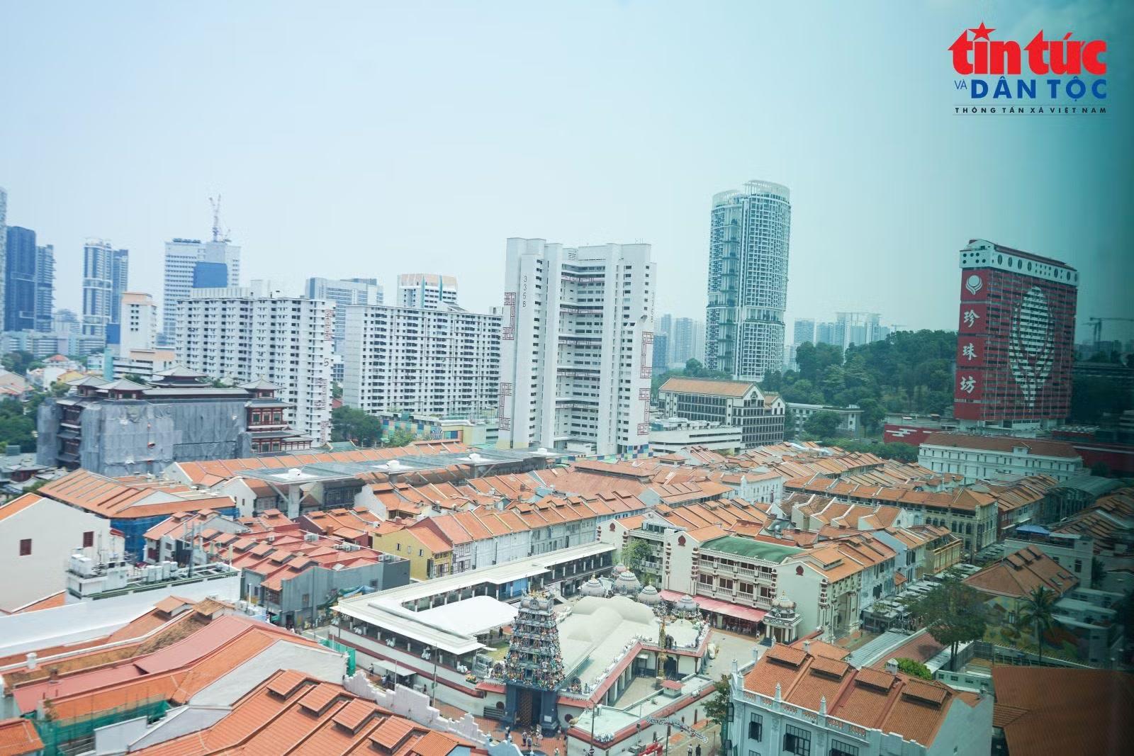 Một góc không gian khu phố Chinatown nhìn từ trên cao.