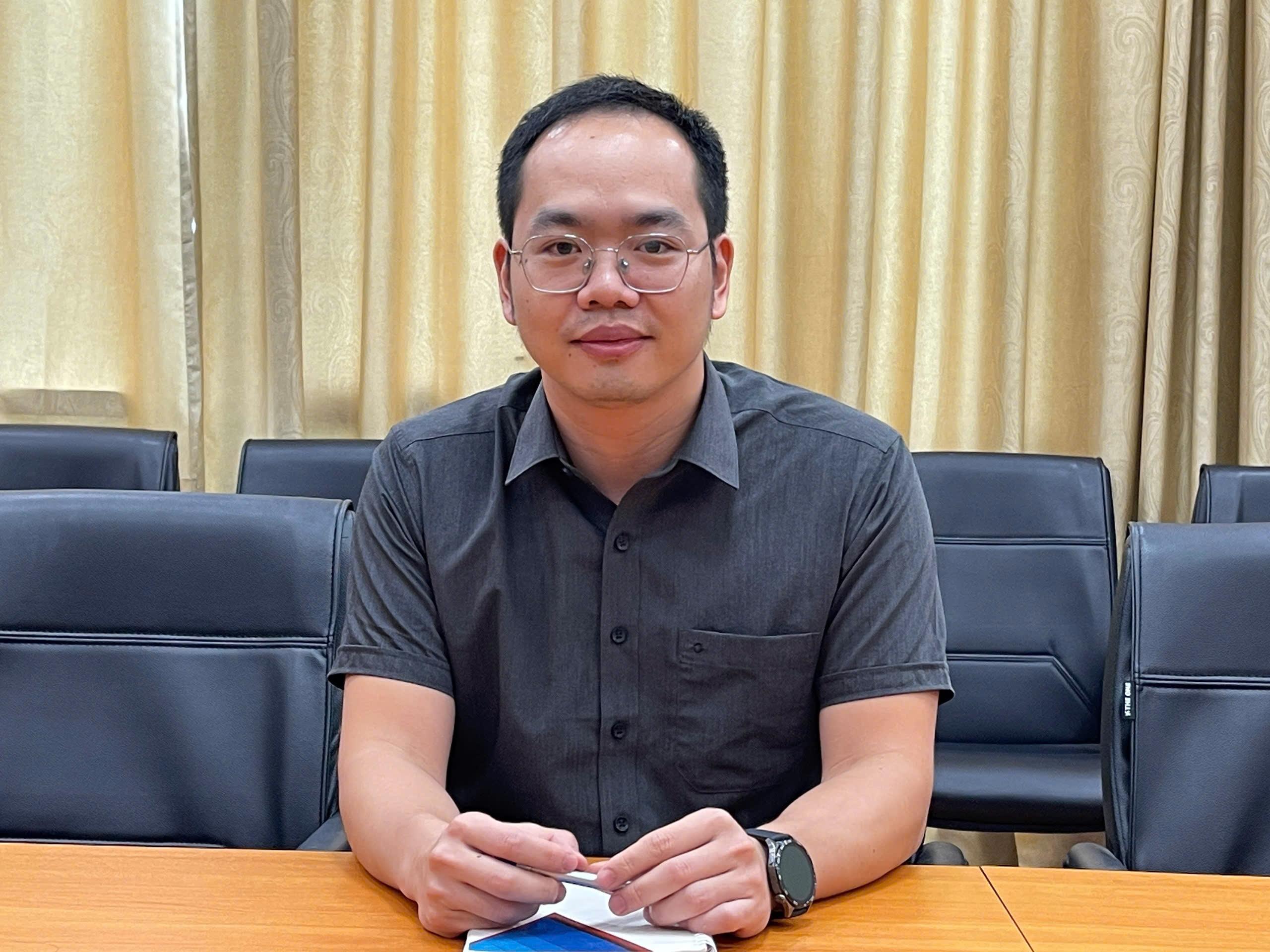  Ông Nguyễn Tử Hưng, Trưởng phòng Công nghệ thông tin, Bệnh viện Bệnh Nhiệt đới Trung ương. 
