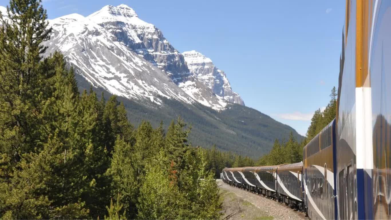 Đường mòn Rocky Mountaineer, Canada. Nguồn ảnh: The Land, CC BY-SA 3.0 , qua Wikimedia Commons