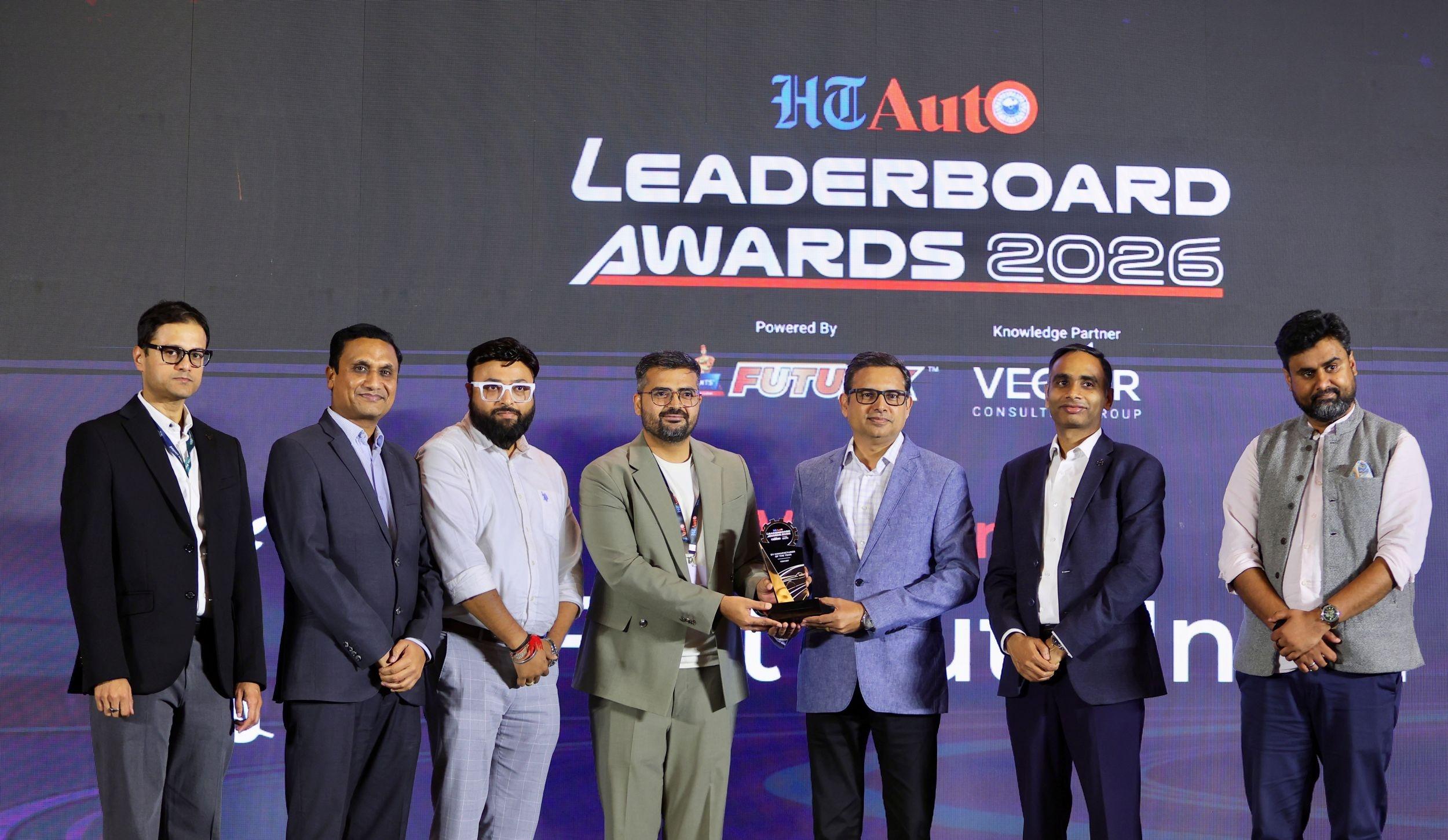  VinFast được vinh danh “Nhà sản xuất xe điện của năm” tại HT Auto Leaderboard Awards 2026. 