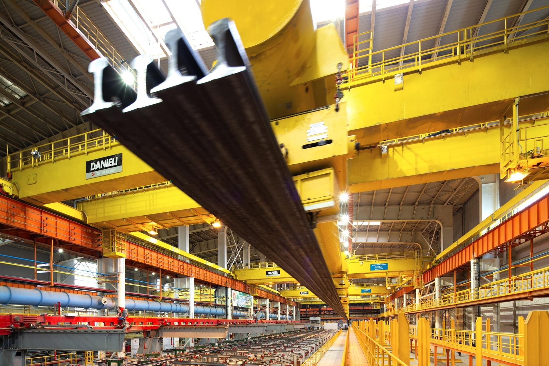  Dây chuyền công nghệ cao của Danieli là nền tảng để VinMetal phát triển các dòng thép ray và thép hình phục vụ hạ tầng giao thông, công nghiệp. 