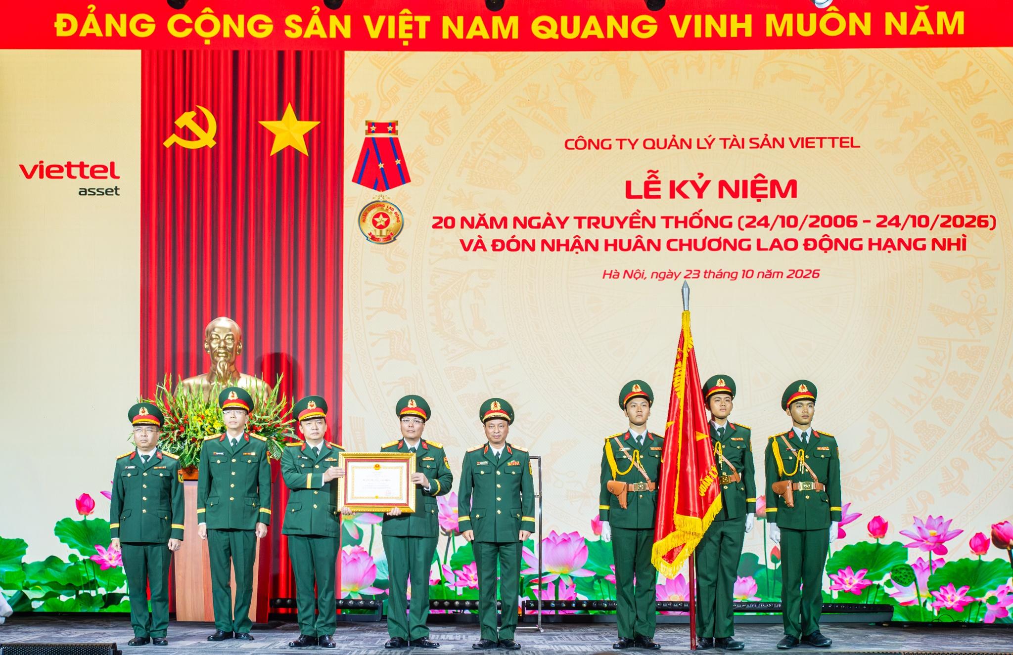  Huân chương Lao động hạng Nhì là phần thưởng cao quý của nhà nước, ghi nhận đóng góp xuất sắc của Viettel Asset trong 2 thập kỷ kiến tạo nền tảng hạ tầng cho sự phát triển của Viettel và hạ tầng số quốc gia. 