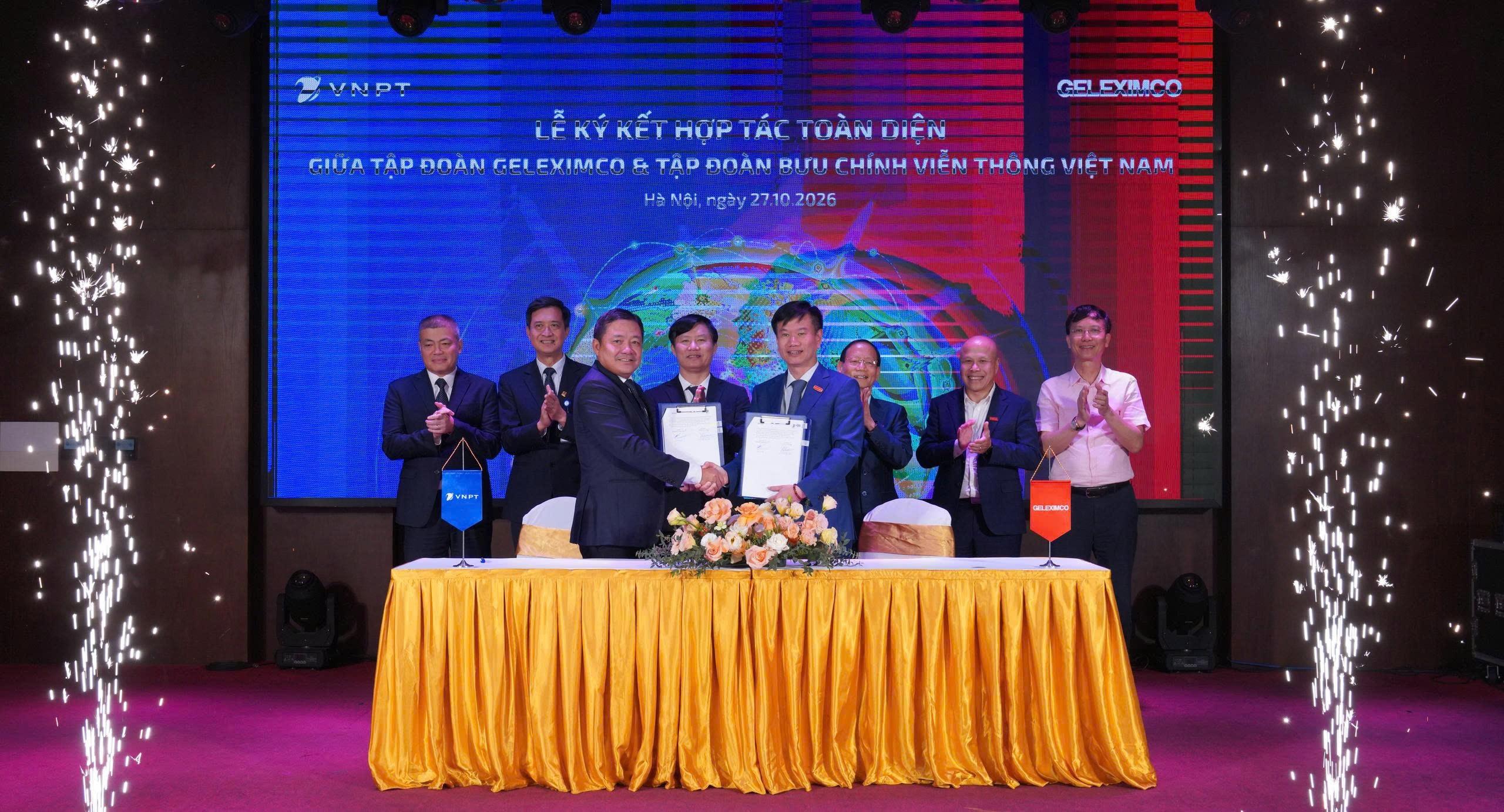Ông Huỳnh Quang Liêm - Tổng giám đốc Tập đoàn VNPT và ông Vũ Văn Hậu - Chủ tịch HĐQT kiêm Tổng giám đốc Tập đoàn Geleximco tại lễ ký kết thỏa thuận hợp tác.