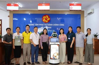Thái Nguyên đưa robot AI vào phục vụ hành chính công