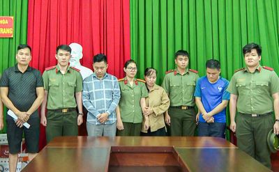 Khánh Hòa: Đề xuất khen cá nhân, tập thể phá đường dây lừa đảo tiền mã hóa