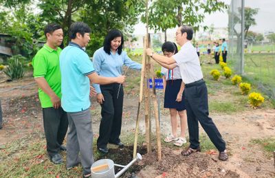 TP.HCM: Xã Vĩnh Lộc khánh thành Công viên Đoàn kết và 2 tuyến hẻm khang trang