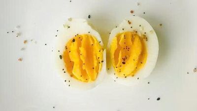 Ăn trứng vào mùa hè có làm tăng nhiệt độ cơ thể?