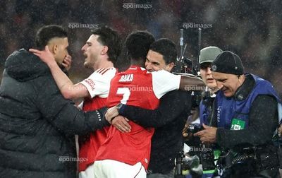Sốc: Arsenal vô địch mà không cần ra sân