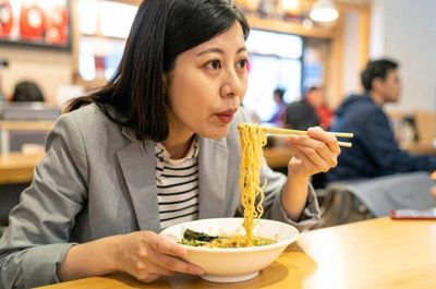 Ăn mì mỗi ngày, chức năng thận thay đổi thế nào?