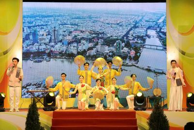 Khai mạc Liên hoan Đàn, hát dân ca Nam Bộ TP. Cần Thơ năm 2026