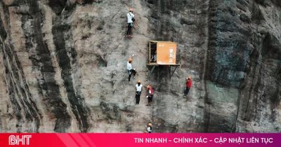 'Cửa hàng tiện lợi' bất tiện nhất thế giới nằm trên vách núi