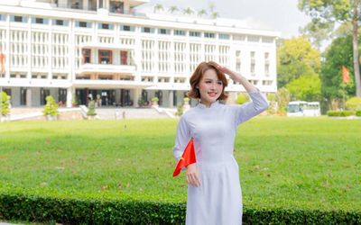 Pé Nhung 'đánh thức' niềm tự hào Việt, đưa hình ảnh Tổ quốc bùng nổ toàn cầu ngày 30/4