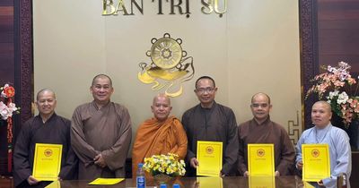 Đắk Lắk: Trao quyết định thành lập Ban Đại diện Phật giáo các khu vực phía Tây của tỉnh