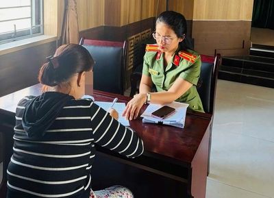 Nhóm đối tượng bán trái phép tài khoản ngân hàng bị xử phạt gần 370 triệu