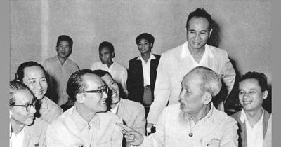 Kỷ niệm 136 năm Ngày sinh Chủ tịch Hồ Chí Minh (19/5/1890 - 19/5/2026): Bác Hồ của chúng ta là thế đó!