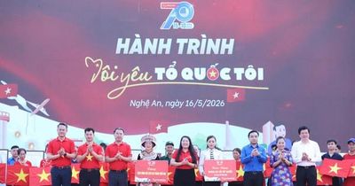 Khởi động Hành trình 'Tôi yêu Tổ quốc tôi' từ quê hương Bác