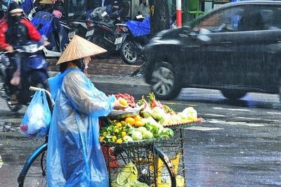 Chiều nay miền Bắc chuyển mưa dông, cảnh báo lốc sét nhiều khu vực
