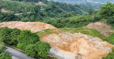 Xã Cốc San (Lào Cai) khẩn trương kiểm tra, xử lý bãi đổ thải ven Quốc lộ 4D sau phản ánh của người dân