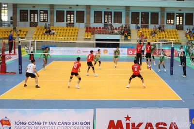 Sôi nổi ngày thi đấu thứ 2 vòng bảng Giải Bóng chuyền Hạng A quốc gia năm 2026