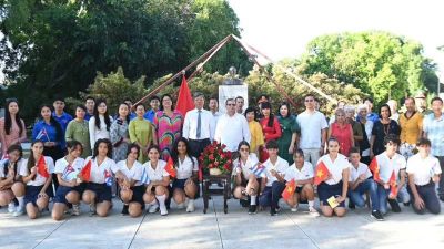 Kỷ niệm 136 năm Ngày sinh Chủ tịch Hồ Chí Minh tại Cuba