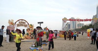 Diễu hành ẩm thực khuấy động bãi biển Đà Nẵng