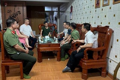 Công an xã Vĩnh Thanh: Dân vận khéo để khơi thông các 'nút thắt' giải phóng mặt bằng