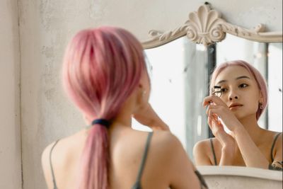 Sai lầm khi nhuộm tóc khiến trang sức nhanh xỉn màu