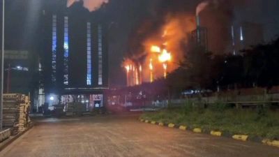 Thành phố Hồ Chí Minh: Cháy dây chuyền tái sinh a-xít nhà máy tôn Hoa Sen tại phường Phú Mỹ