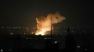NÓNG: Mỹ tấn công các cơ sở tên lửa Iran