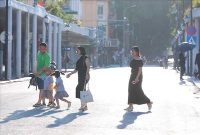 Hà Nội: Đón trẻ sớm, không tổ chức hoạt động ngoài trời khi nắng nóng