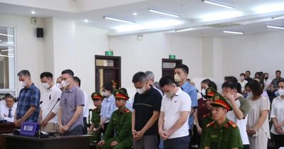 Hai cựu Cục trưởng Cục An toàn thực phẩm được giảm án trong vụ nhận hối lộ hơn 100 tỷ đồng
