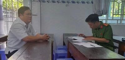 Đánh nam sinh bầm lưng vì gỡ miếng lót ghế, thầy giáo bị phạt 7 triệu đồng