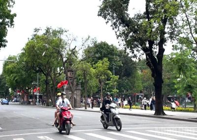 Cảnh báo nắng nóng tiếp diễn ở khu vực Bắc Bộ, Trung Bộ