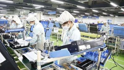 Thu hút FDI: Đã đến lúc chuyển từ 'trải thảm' sang 'đồng hành'