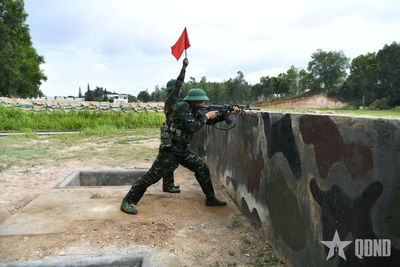 Chiến sĩ Đặc công tự tin hoàn thành '3 tiếng nổ'